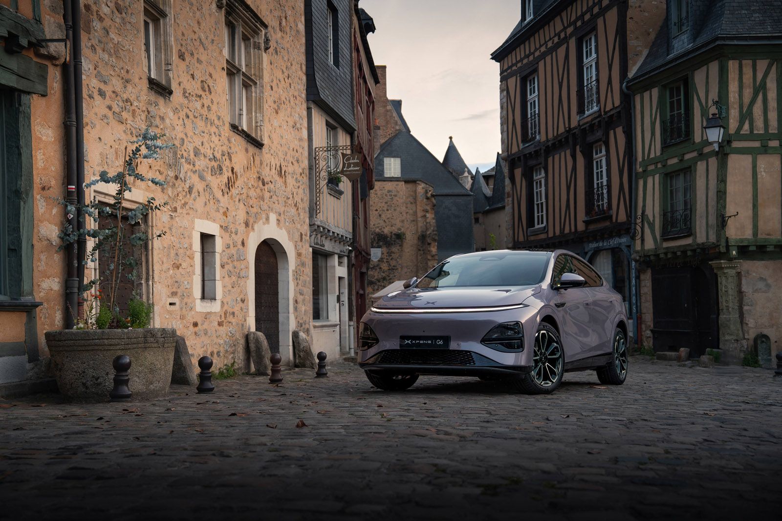 XPENG G6 in a European town