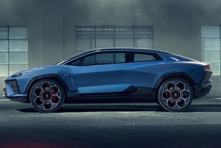 Lamborghini scraps electric car plans in favour of hybrids