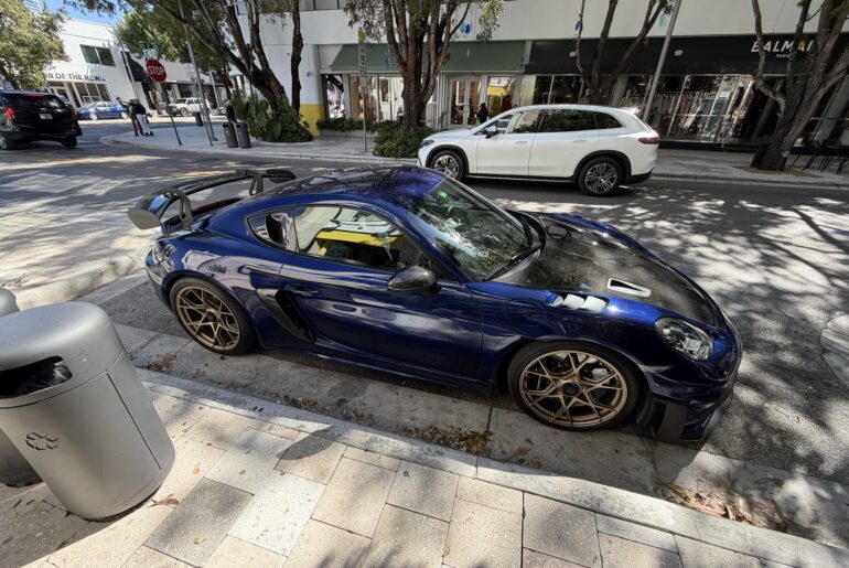 [Porsche Cayman GT4 RS] parked in Miami
