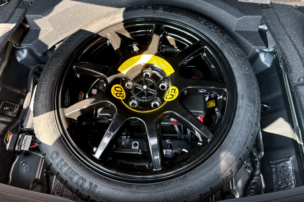 genesis g80 3 5t sport prestige 2025 47 interior cargo spare scaled jpg