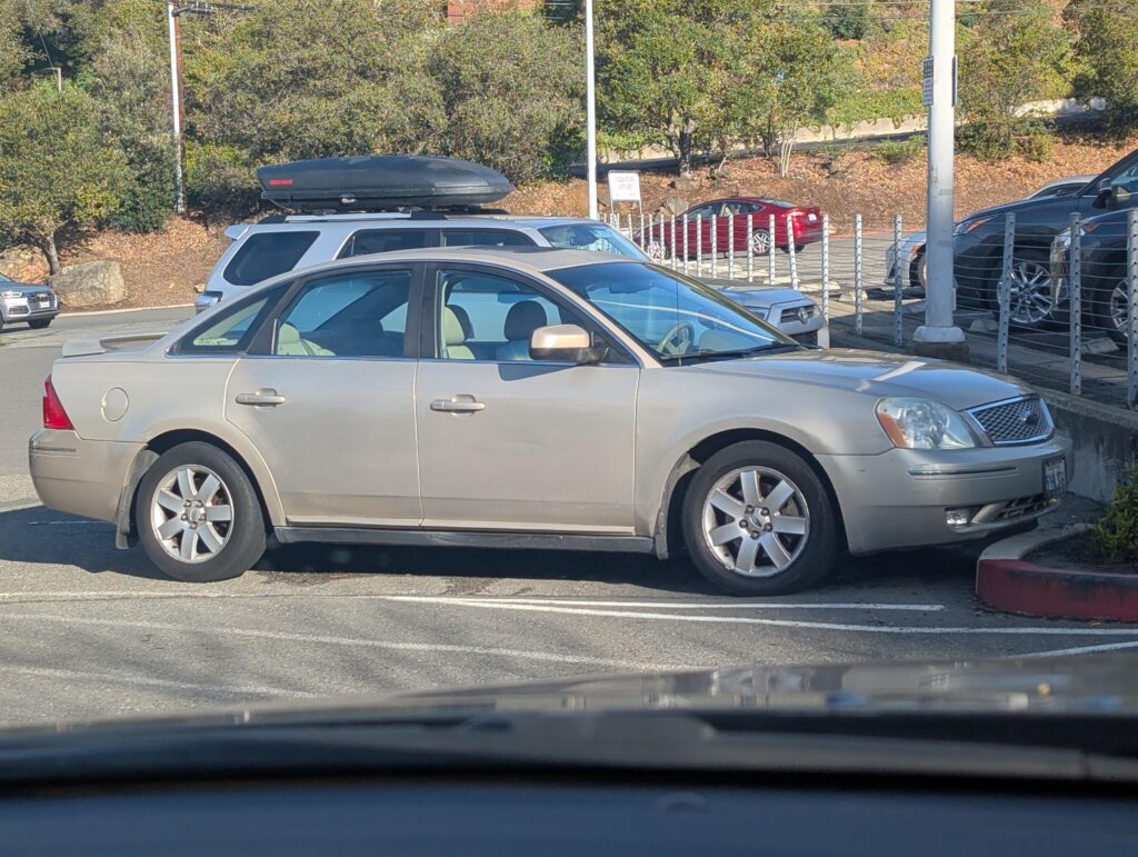 Saw this clean 2007 Ford Five Hundred SEL outside today