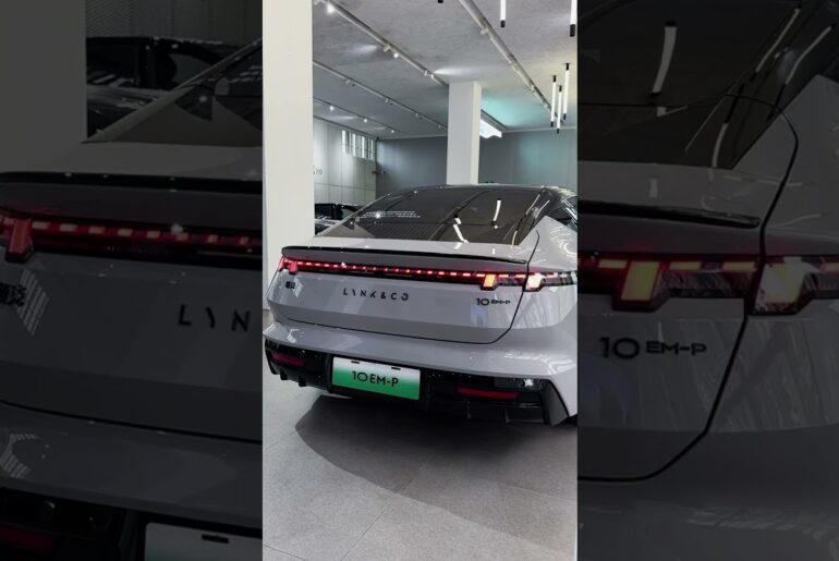 The New 2025 Geely Lynk&Co 10 PHEV #chinaautoshow