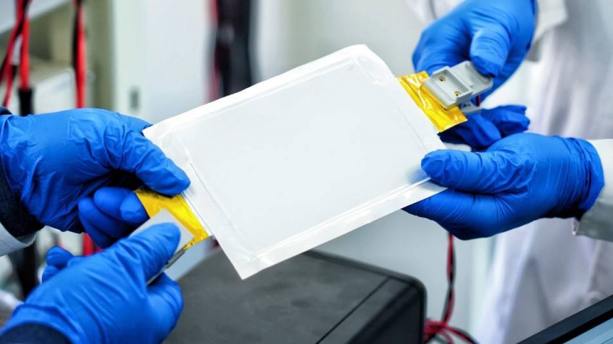 The new battery chemistry promises 700 Wh/kg density - source: Nature