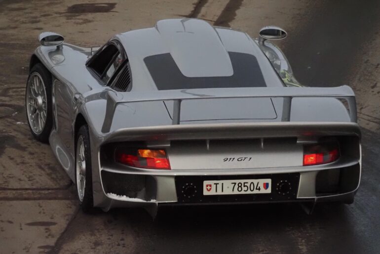 Porsche 911 GT1 [5184x3033]