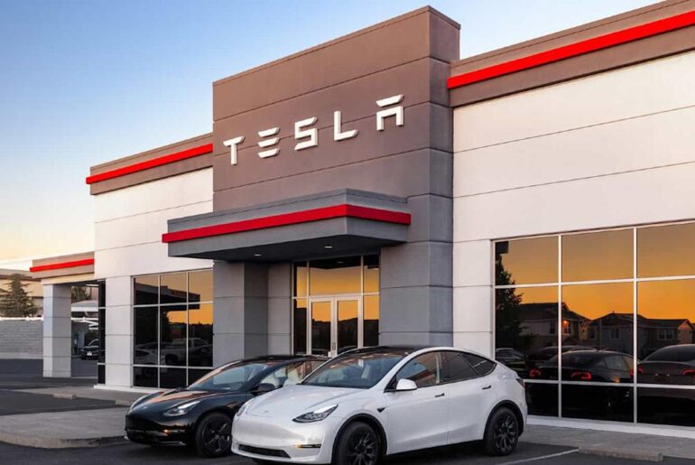 After making a fortune on Tesla, Scottish Mortgage manager Baillie Gifford is piling into this ‘mini-SpaceX’ growth stock