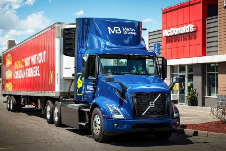 Electric semi trucks can save fleets nearly $160,000 per truck