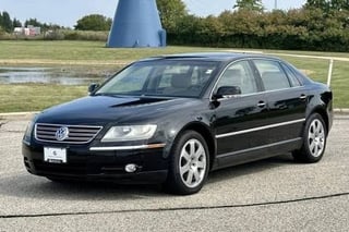 Volkswagen Phaeton the official luxury car of?