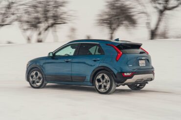 Kia Niro Ditches Its Plug-In Hybrid Powertrain for 2026