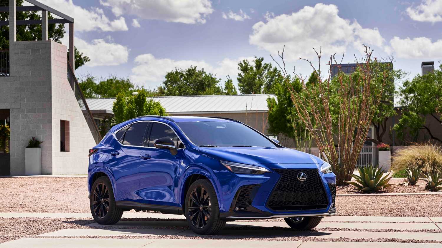 Front quarter view of the Lexus NX 350h+, parked.