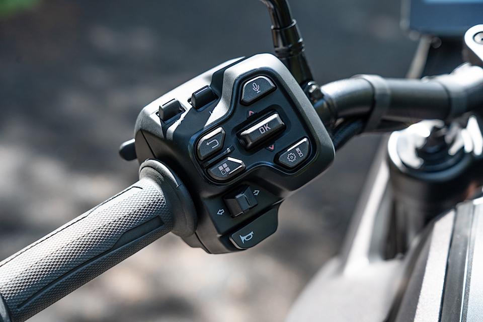 The controls on the left grip.