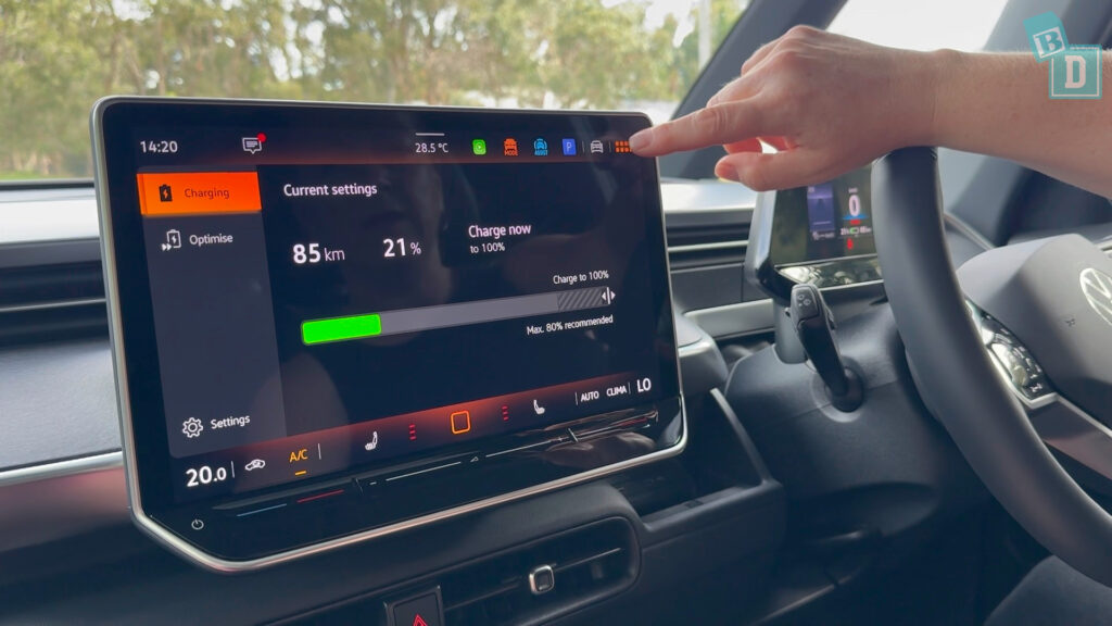 2025 Volkswagen ID Buzz Pro SWB media system touchscreen