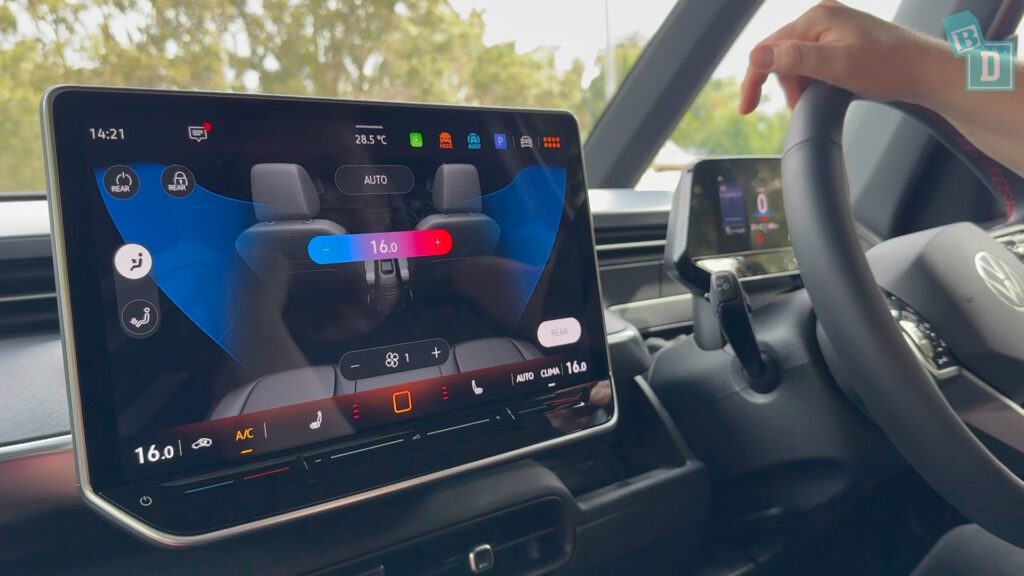 2025 Volkswagen ID Buzz Pro SWB rear climate controls