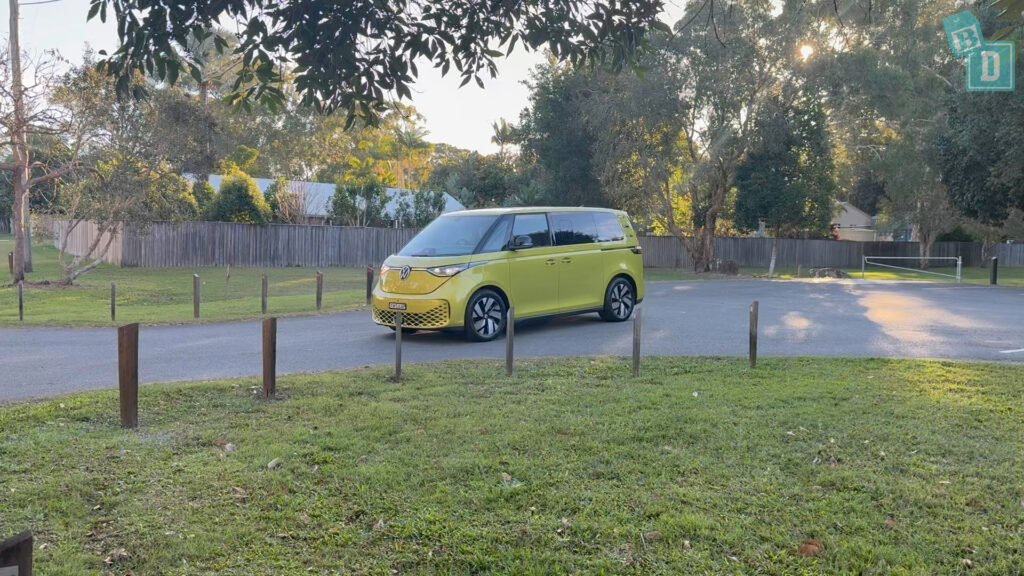 2025 Volkswagen ID Buzz Pro SWB driving front view