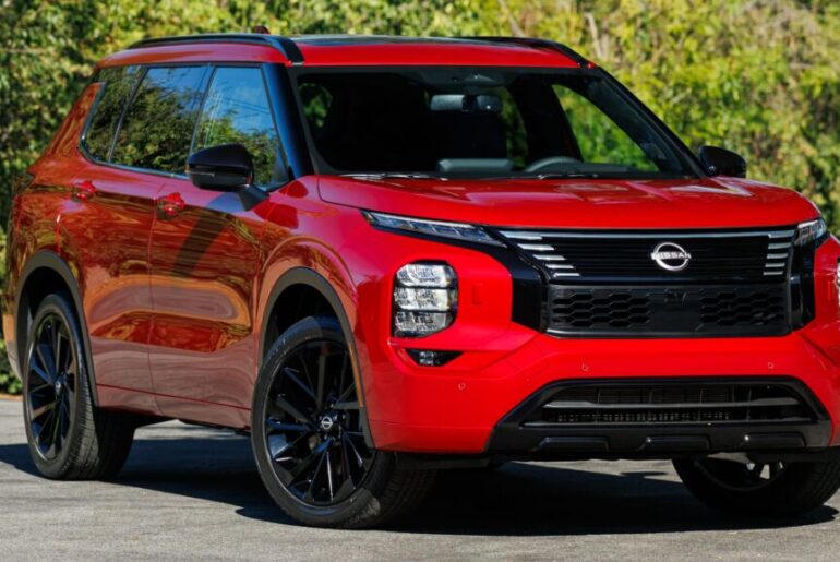 The 2026 Nissan Rogue Gets Plug-In Hybrid Tech and One-Pedal Driving