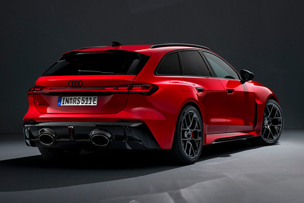 2027 Audi RS5 Hybrid 2