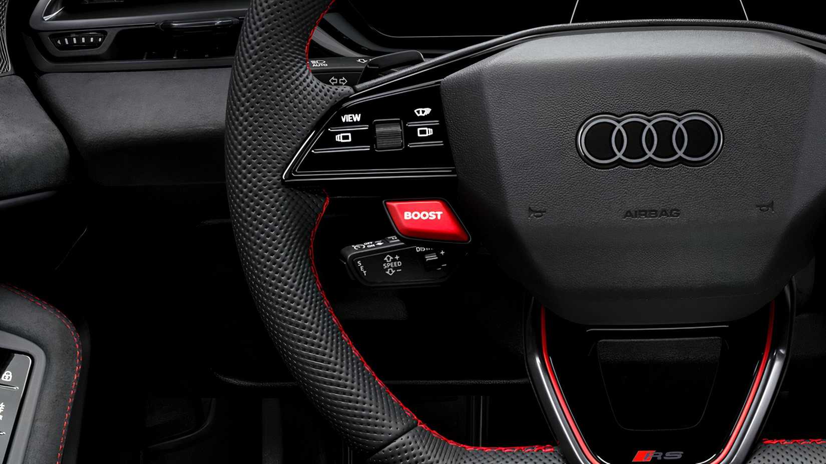 2027 Audi RS5 Hybrid 5 - steering wheel boost button