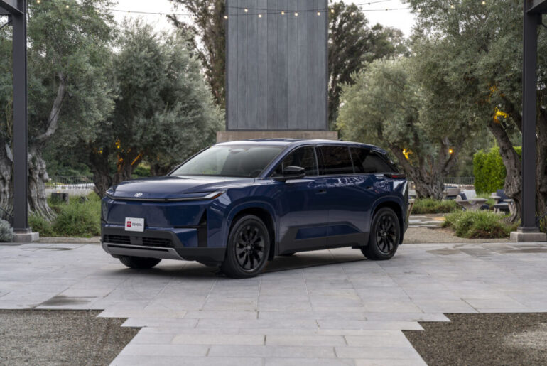 2027 Toyota Highlander Goes All-Electric with up to 320 Miles of Range
