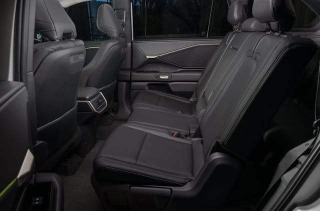 2027 Toyota Highlander interior second-row bench seat