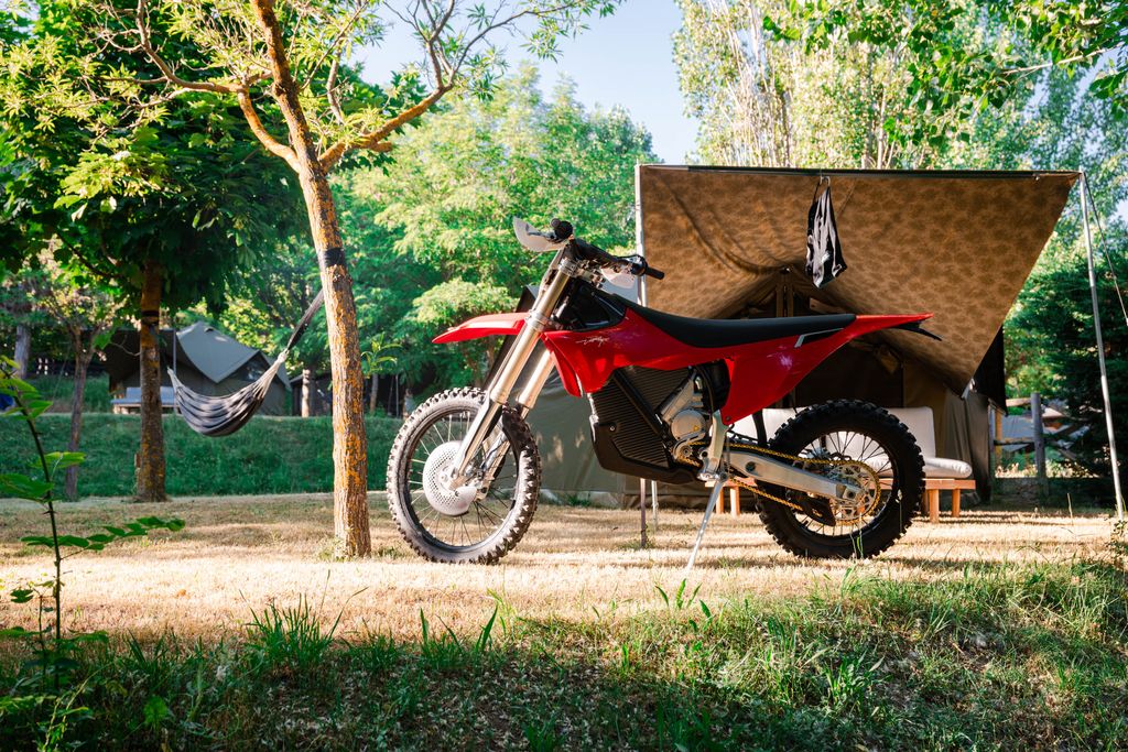 250617-destinationexpyreneesday2-camp-syovanvliet-84954-mr