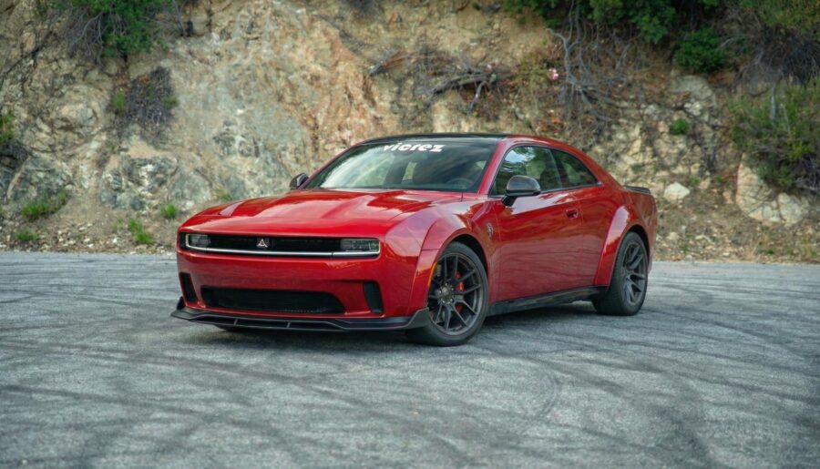 2026 Dodge Charger Widebody R/T 2-Door [2752×1536]