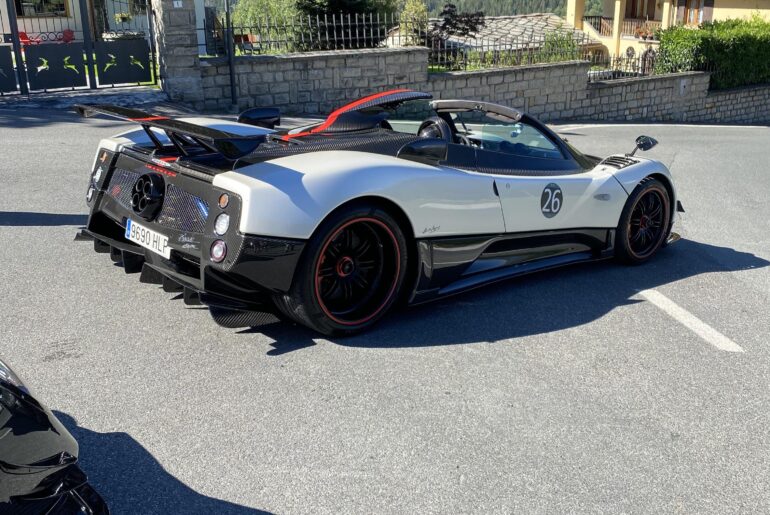 The [Pagani Zonda Cinque Roadster] enjoying the italian roads!
