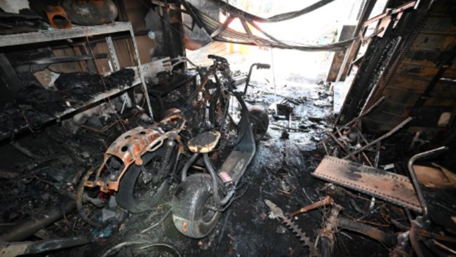 New data from insurer Allianz Australia revealed more than half of lithium-ion battery house fires in 2025 were caused by everyday household items. 