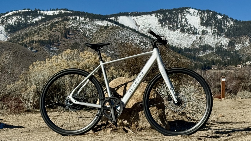 aventon soltera 3 adv - clean lines give this soltera model a fixie vibe.