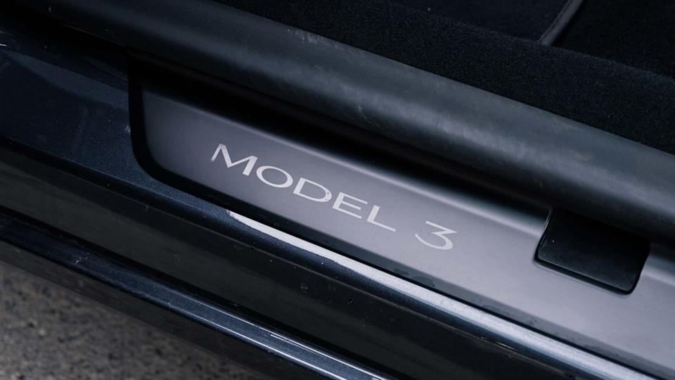 Tesla Model 3 Long Range