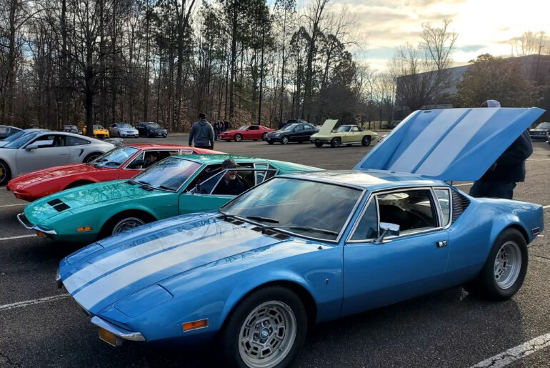 A trio of [Detomaso Pantera]