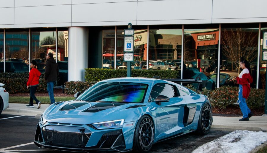 Twin Turbo Audi R8 [3914×4892]
