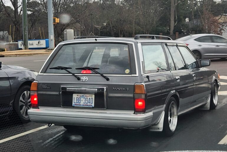 [Toyota Mark II LG Grande Edition] seen in North Carolina