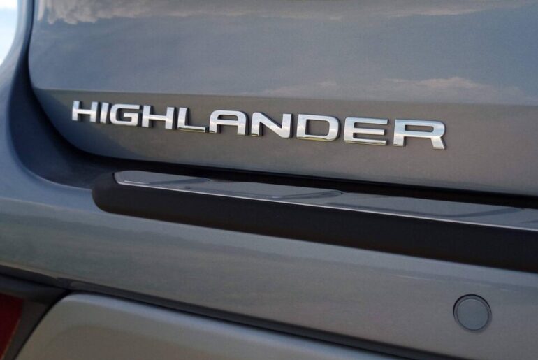 Confirmed: Toyota Highlander Goes All-Electric