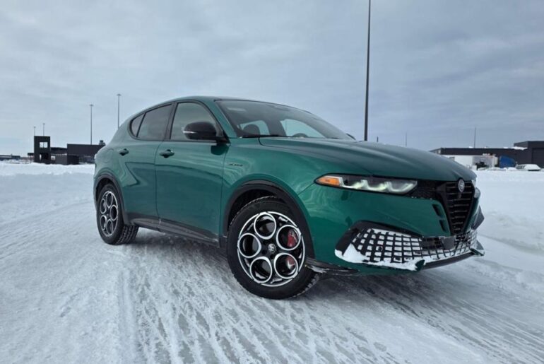 EV U-turn: 2026 Alfa Tonale leads return to gas lineup