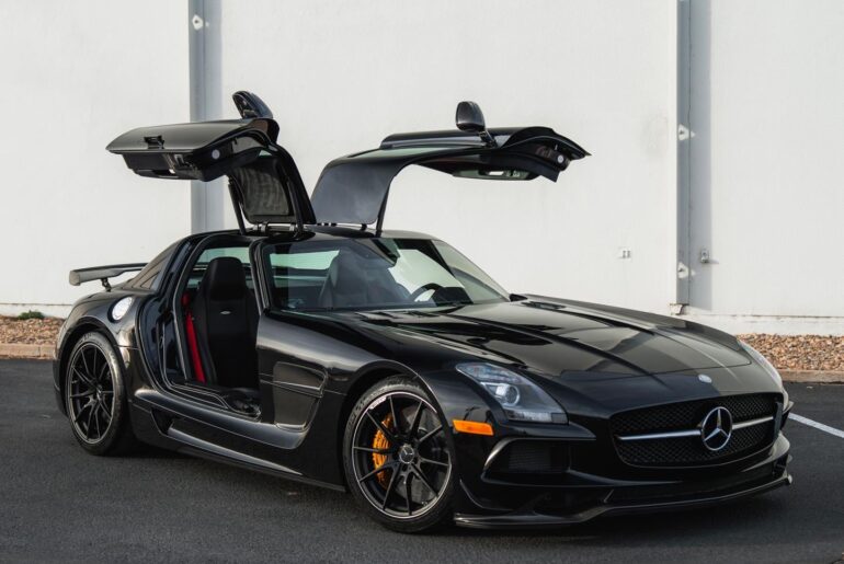 2014 Mercedes-Benz SLS AMG Black Series [1444x1443]