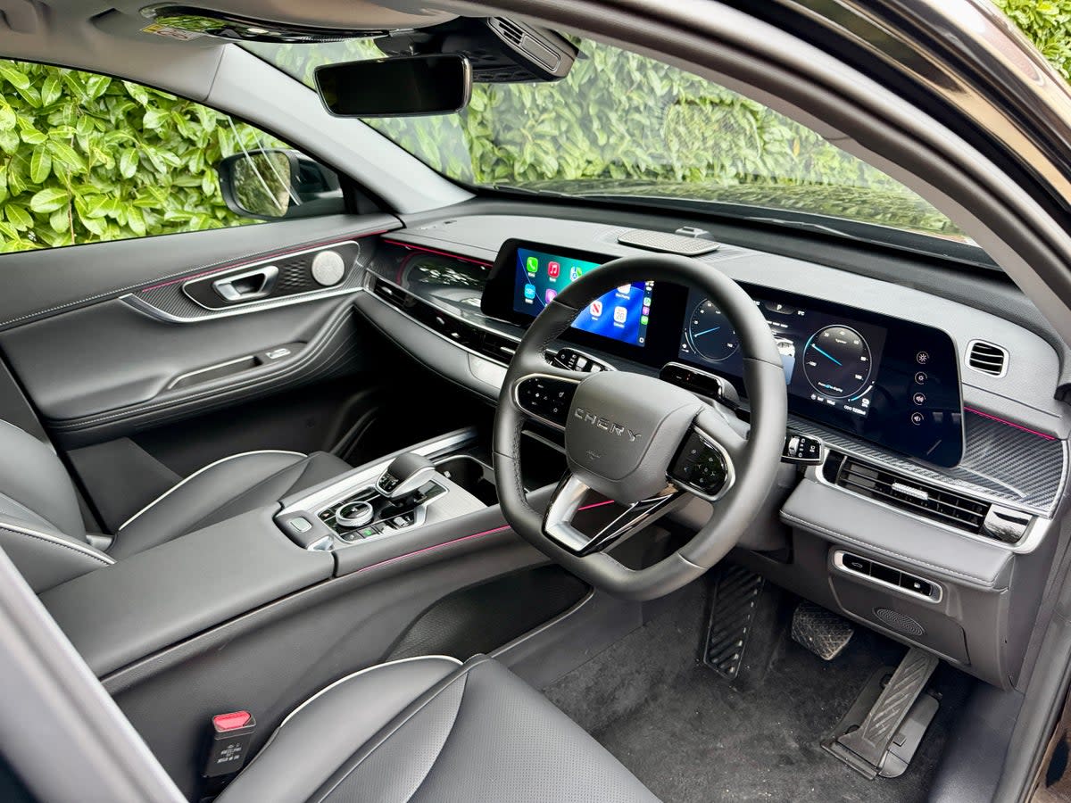 The Chery Tiggo 7's interior boasts high quality and impressive kit (Steve Fowler)