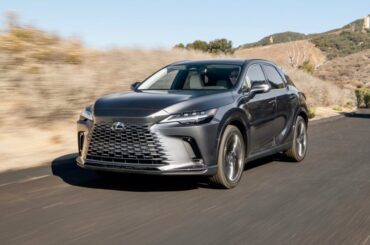 Which are the most fuel efficient large SUVs in Australia?