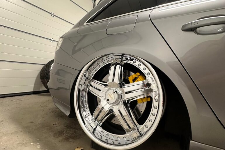 Test fitting my spinner wheels for my B8