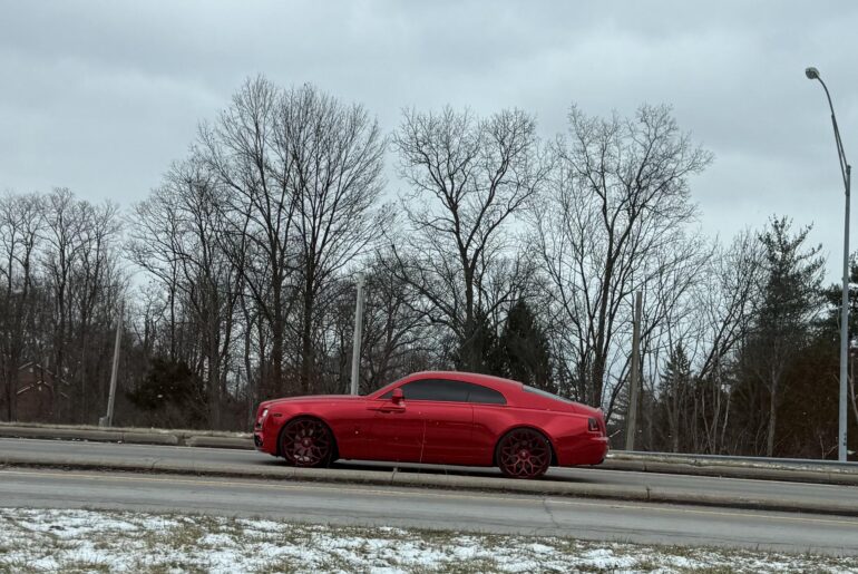 Red down to the socks [wraith]