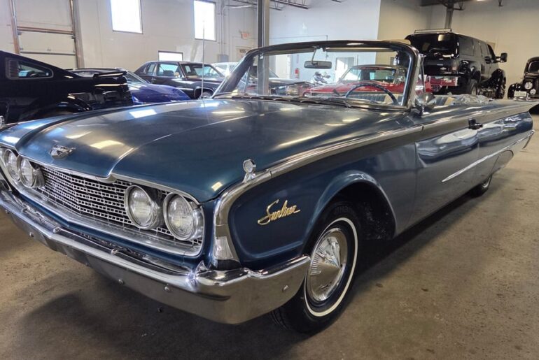 1960 Ford Sunliner Convertible