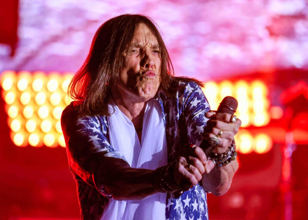 Concert Photos: Tesla Turns Back the Clock and Turns Up the Noise at MGM