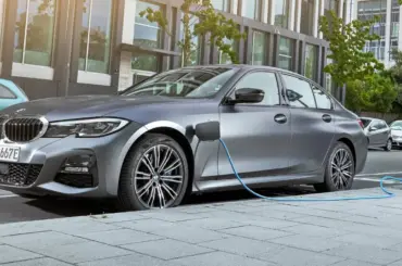 This is what happens if you decide to completely stop charging your plug-in hybrid car