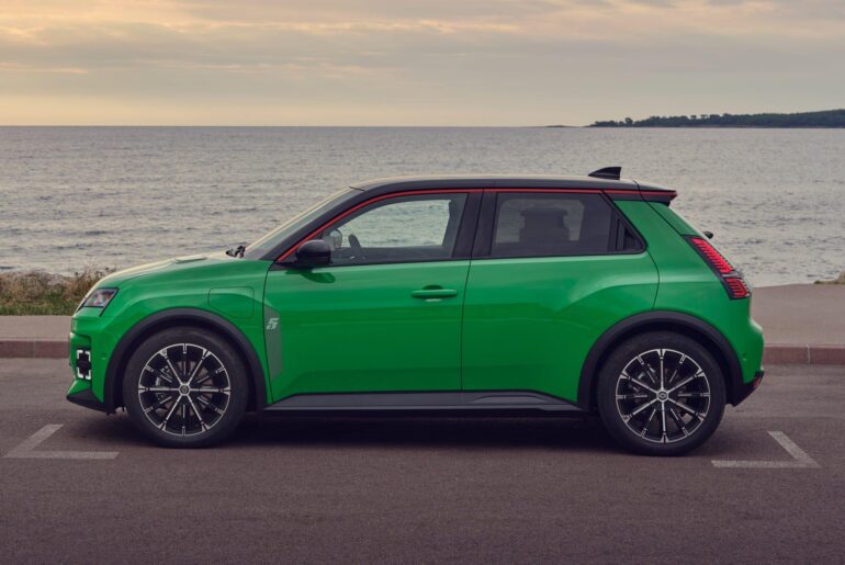 Social leasing boosts France’s private EV market - electrive.com