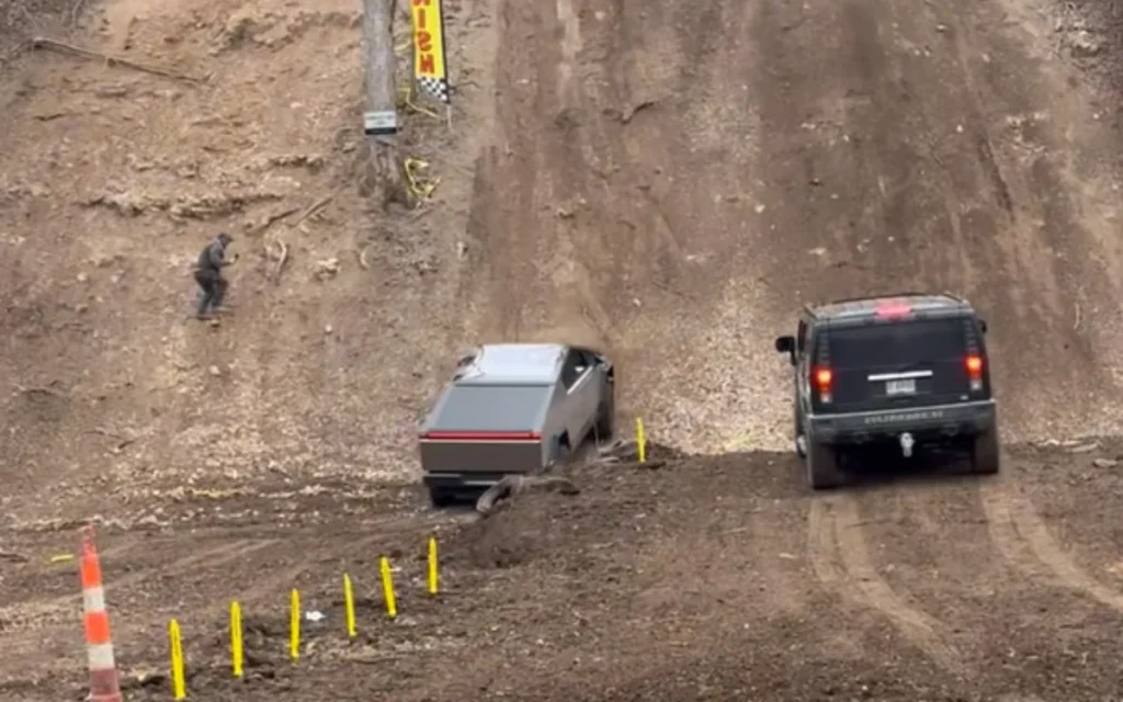 Tesla Cybertruck lined up for a climb against a Hummer and didn't expect to have the mickey taken out of it