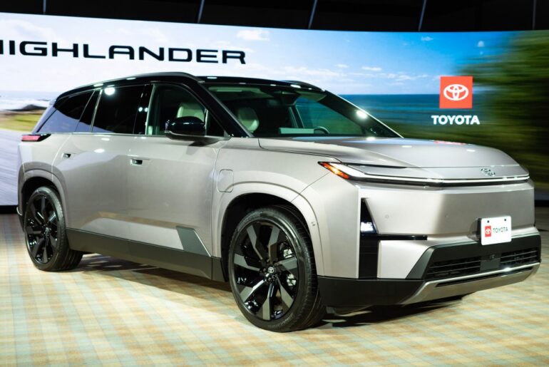 Toyota Highlander Design Takes No Risks Because EVs Are Already a Gamble