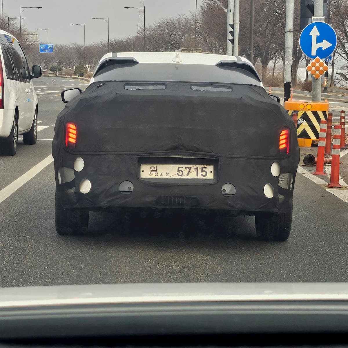 Kia-electric-hot-hatch-spotted