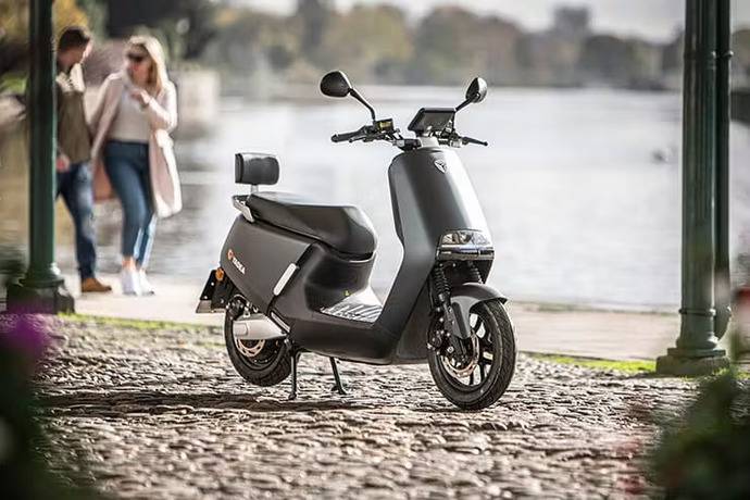 Scooter Lexmoto Yadea G5