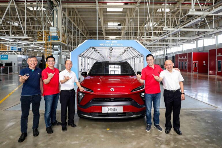 Nio to Fix Screen Blackout Issue on 246,000 Gen-1 EVs Via Software Update