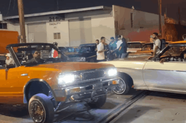 Custom Mini Trucks bed dancing & spinning cruising through downtown Los Angeles!