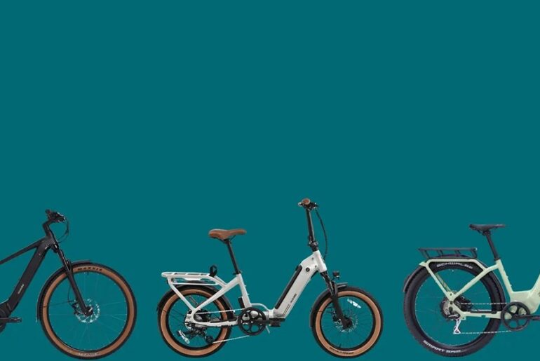 A group of bicycles in a row