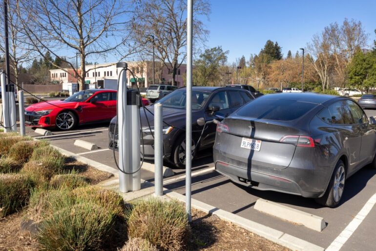 Healdsburg council approves clean energy funds for e-bike rebates, charging discounts for low-income residents